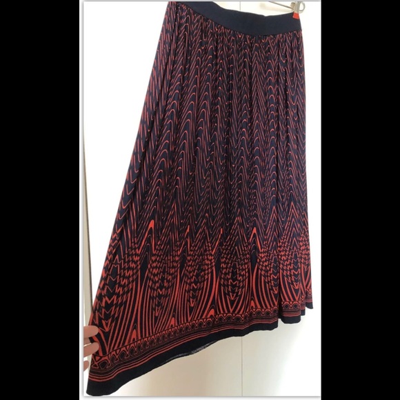 Metro Wear Maxi Flared Skirt Sz L🌹 Elastic Waist Navy Red Abstract pattern - Picture 7 of 10